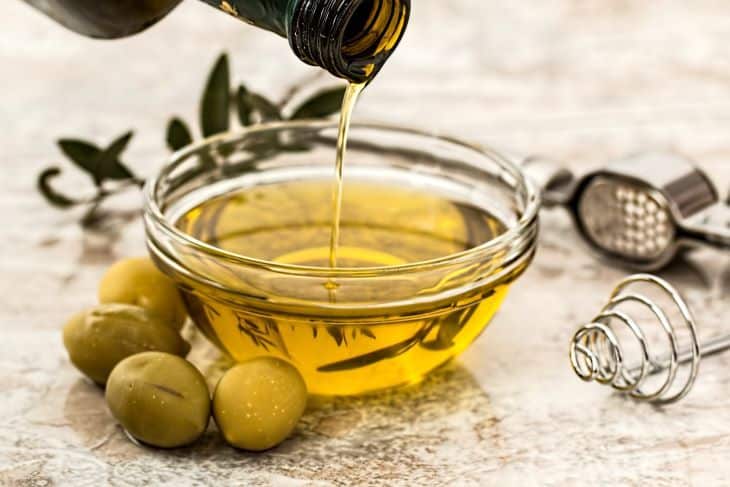 DIY pre-shave oil