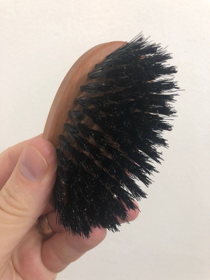 how to use a beard brush