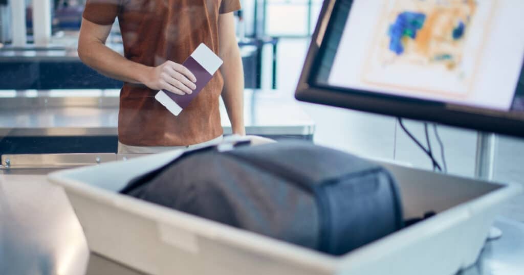 Can You Bring a Beard Trimmer on a Plane