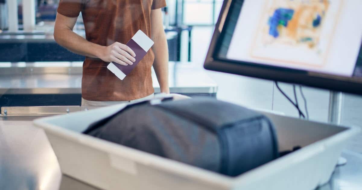 Can You Bring a Beard Trimmer on a Plane