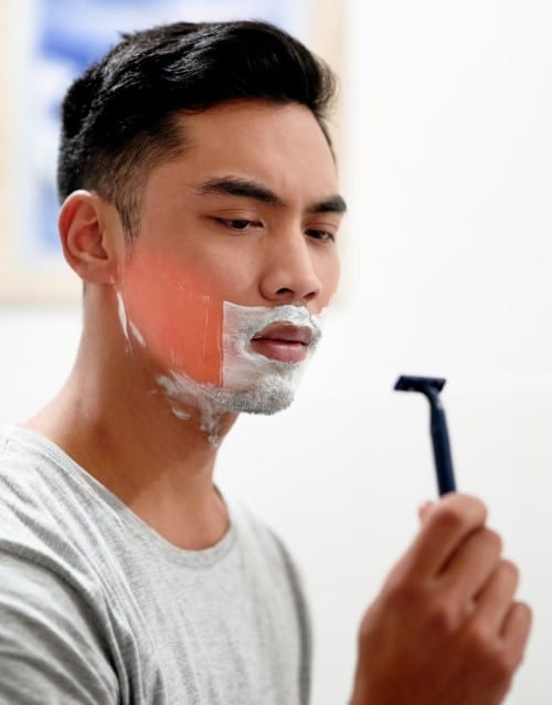 Choose the Right Type of Razor to Avoid Razor Burn